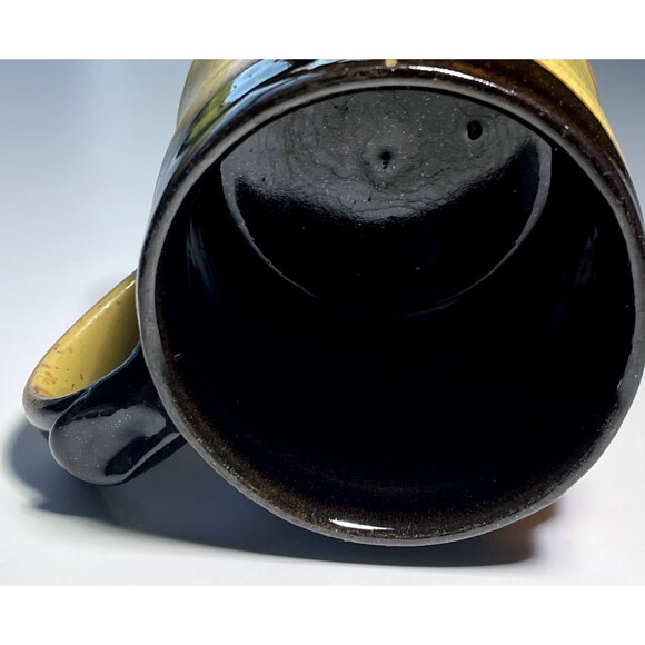 H.M. Tower of London 3D Etched Stoneware Pottery Coffee Tea Mug England Royal - Picture 5 of 8